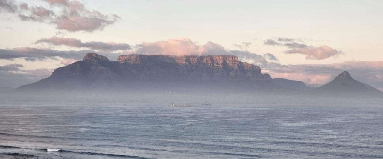 Blouberg,1106 Portico,cape Town