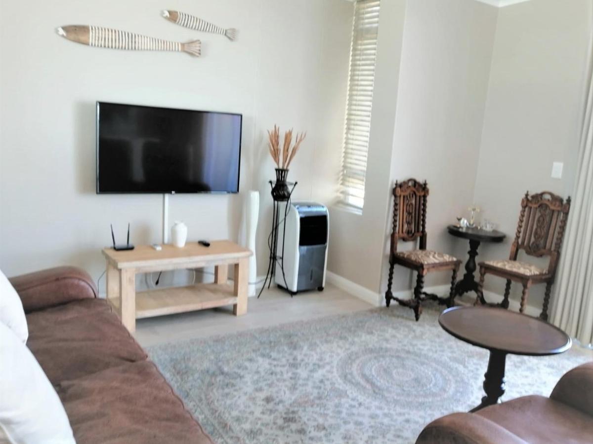 Blouberg,1106 Portico,cape Town Cape Town