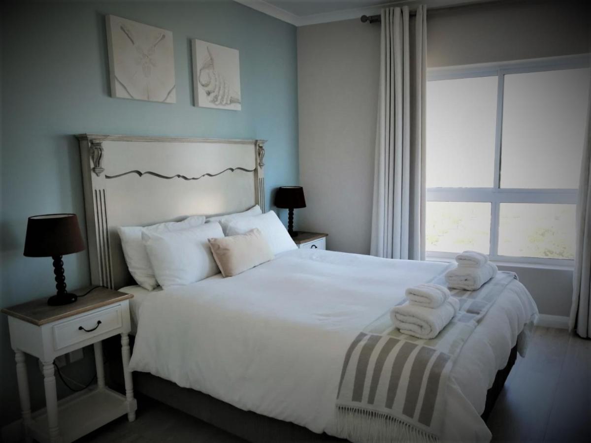 Apartment Blouberg,1106 Portico,cape Town Cape Town